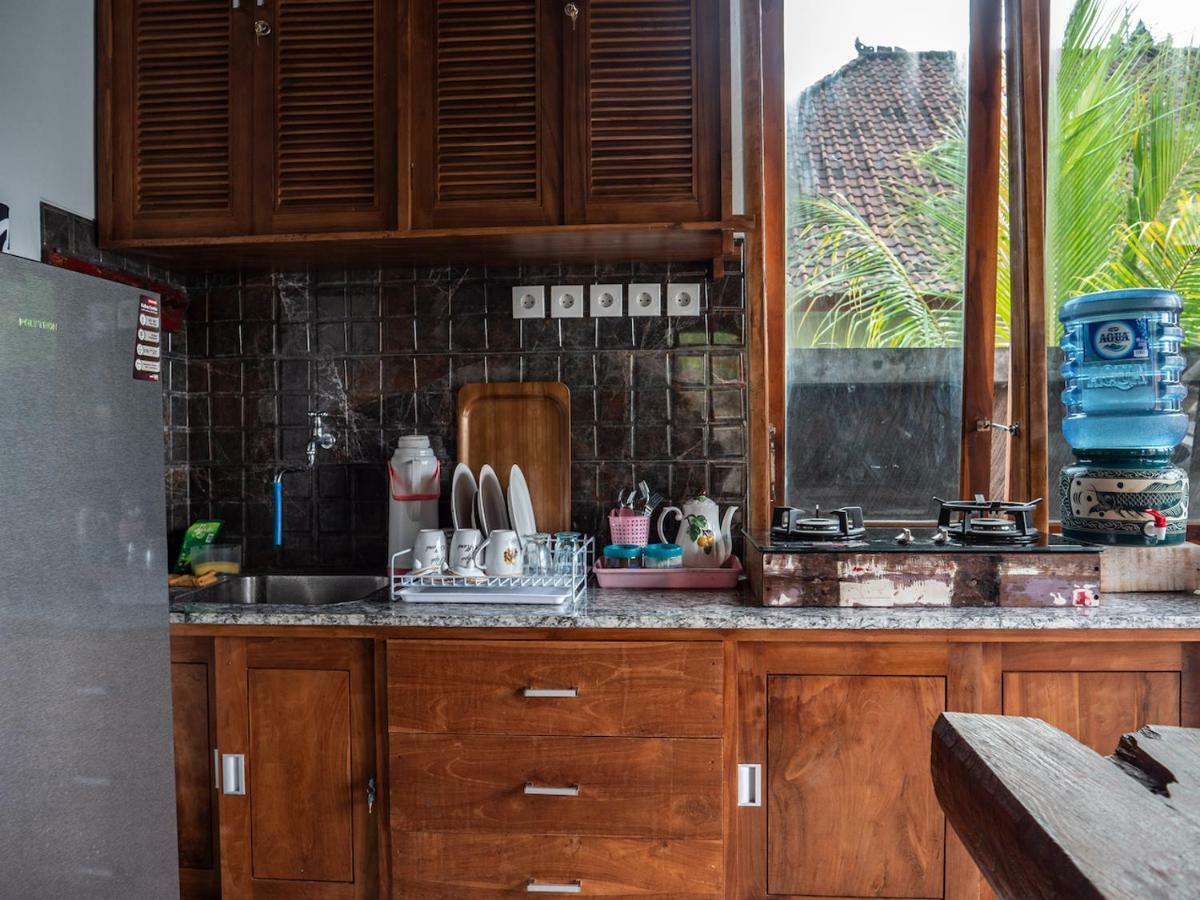 Fins Villa Medewi Airsatang Exterior foto
